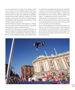 Saut à la perche devant le Capitole de Toulouse
